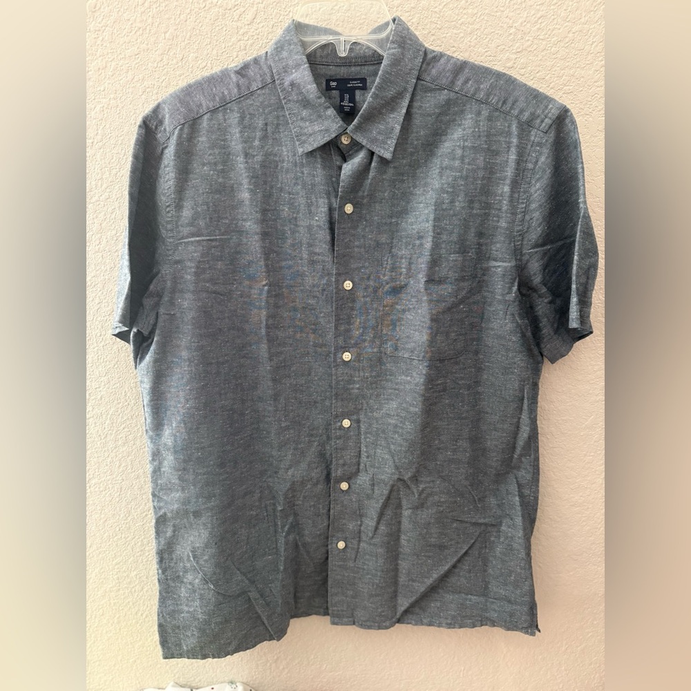 GAP Men's Charcoal Button Down Shirt